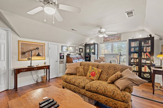 4946 Westwind Dr., Myrtle Beach, SC 29579