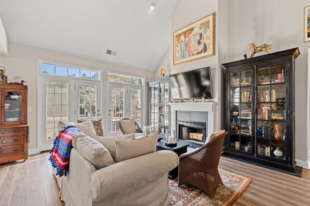 4946 Westwind Dr., Myrtle Beach, SC 29579