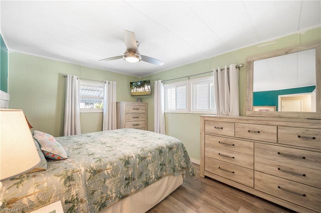 204 Harvest LN, North Fort Myers, FL 33917