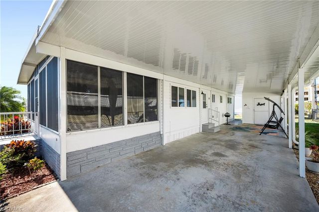 204 Harvest LN, North Fort Myers, FL 33917