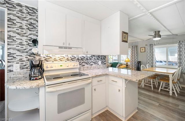 204 Harvest LN, North Fort Myers, FL 33917