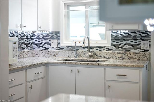 204 Harvest LN, North Fort Myers, FL 33917