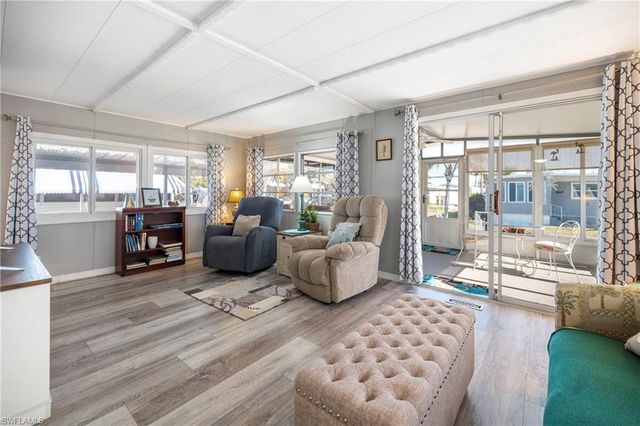 204 Harvest LN, North Fort Myers, FL 33917