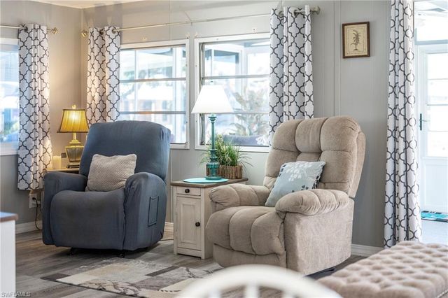 204 Harvest LN, North Fort Myers, FL 33917