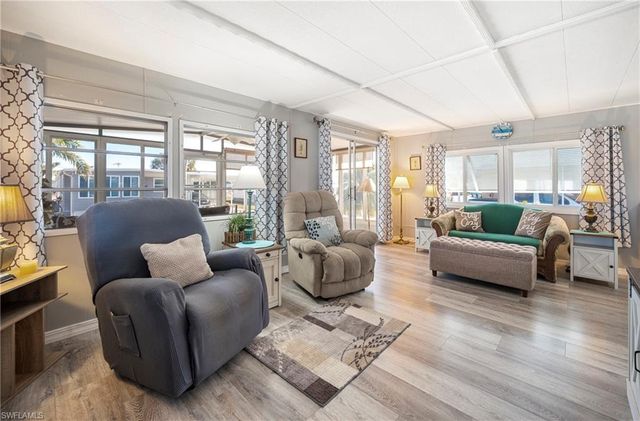 204 Harvest LN, North Fort Myers, FL 33917