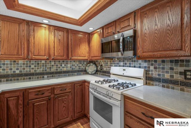 2801 Park Place Drive, Lincoln, NE 68506