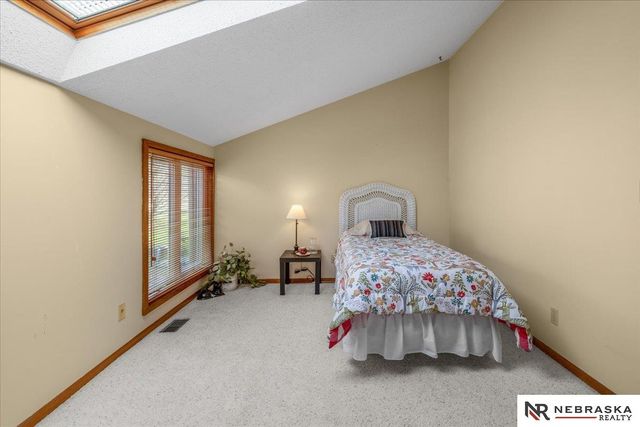 2801 Park Place Drive, Lincoln, NE 68506