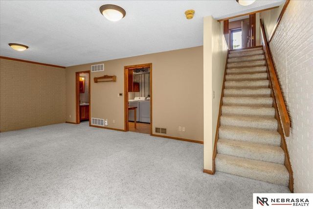 2801 Park Place Drive, Lincoln, NE 68506