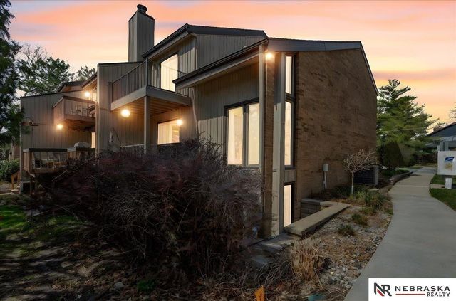 2801 Park Place Drive, Lincoln, NE 68506