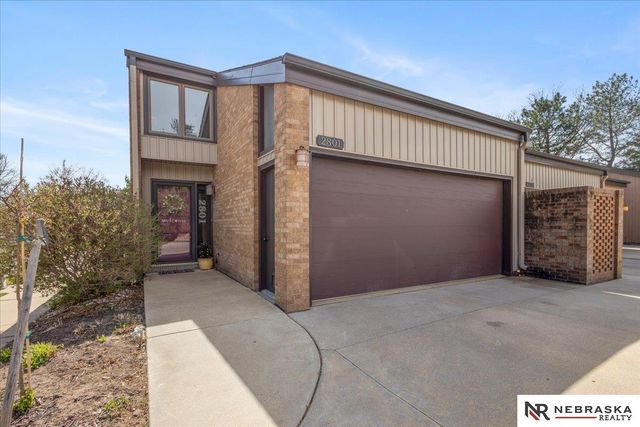 2801 Park Place Drive, Lincoln, NE 68506