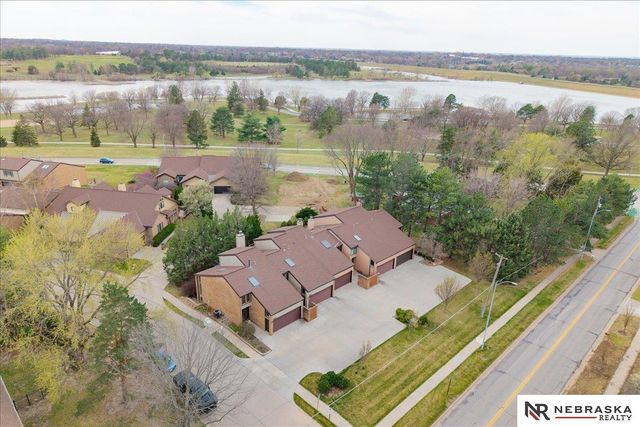 2801 Park Place Drive, Lincoln, NE 68506