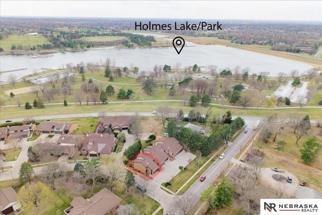 2801 Park Place Drive, Lincoln, NE 68506