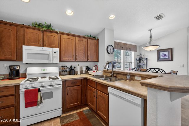 2701 E ALLRED Avenue 16, Mesa, AZ 85204
