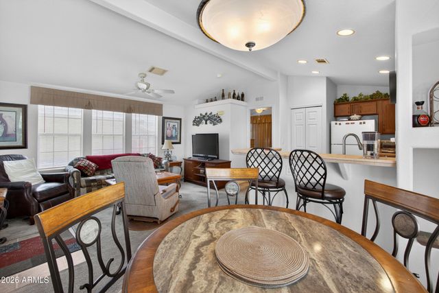 2701 E ALLRED Avenue 16, Mesa, AZ 85204