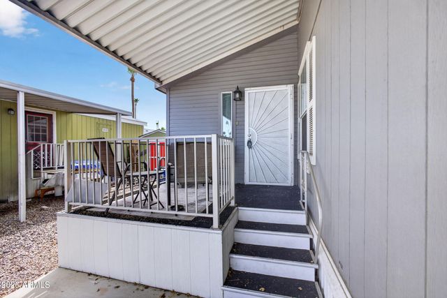 2701 E ALLRED Avenue 16, Mesa, AZ 85204