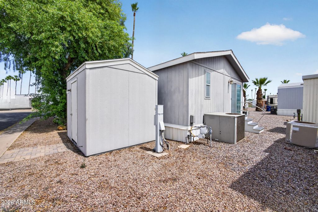 Image 29 of property listing at 2701 E ALLRED Avenue 16, Mesa, AZ 85204