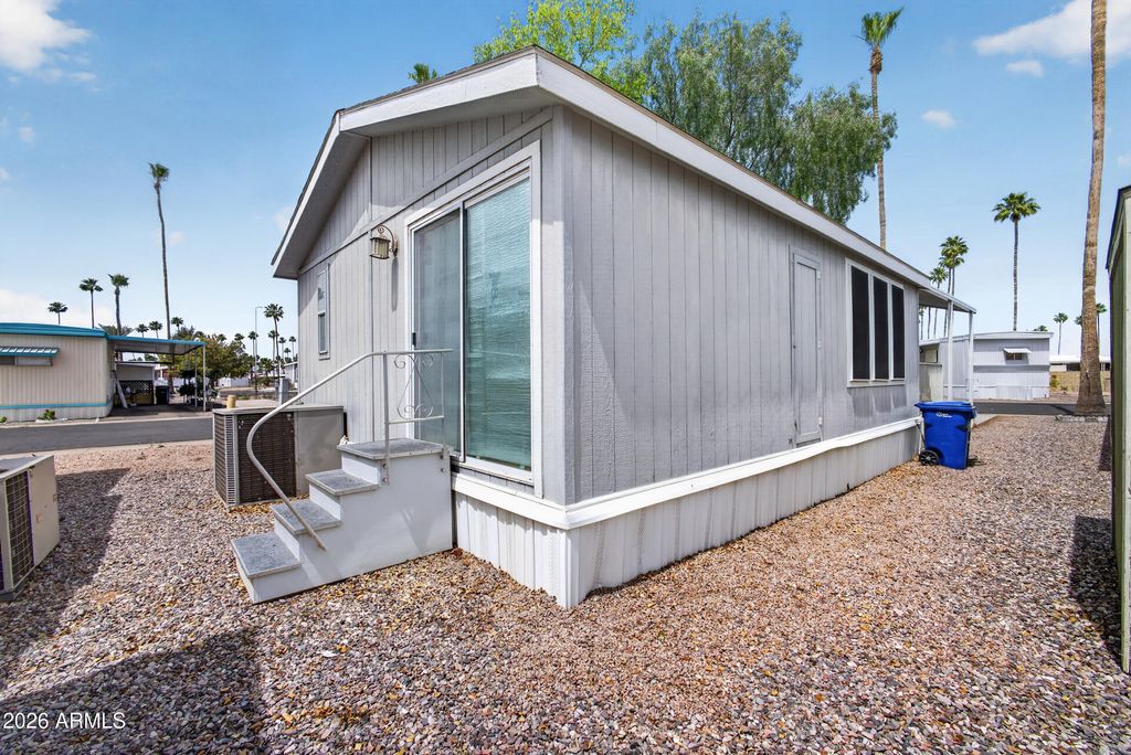 Image 30 of property listing at 2701 E ALLRED Avenue 16, Mesa, AZ 85204