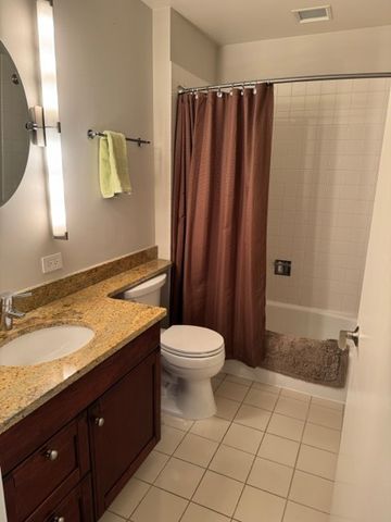 445 E North Water Street 1004, Chicago, IL 60611