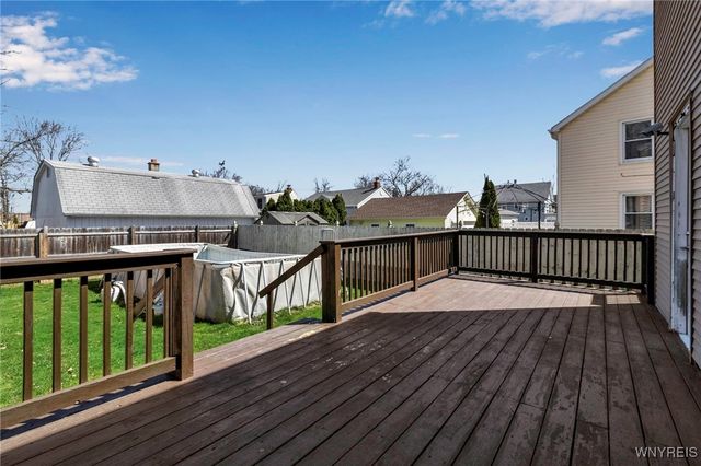 9304 Cayuga Drive, Niagara Falls, NY 14304