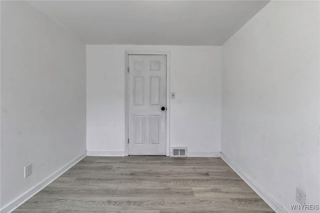 9304 Cayuga Drive, Niagara Falls, NY 14304