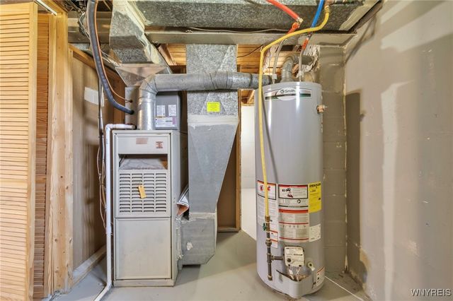 9304 Cayuga Drive, Niagara Falls, NY 14304