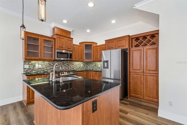 412 S WESTLAND AVENUE 2, Tampa, FL 33606