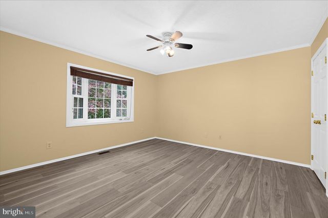 1126 NEPTUNE PL, Annapolis, MD 21409
