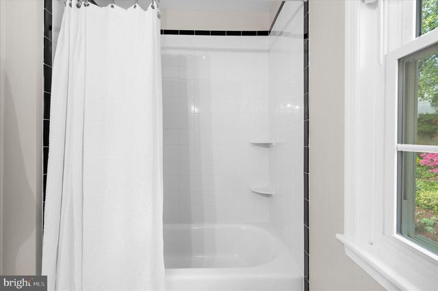 1126 NEPTUNE PL, Annapolis, MD 21409