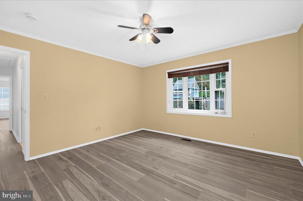 Image 26 of property listing at 1126 NEPTUNE PL, Annapolis, MD 21409