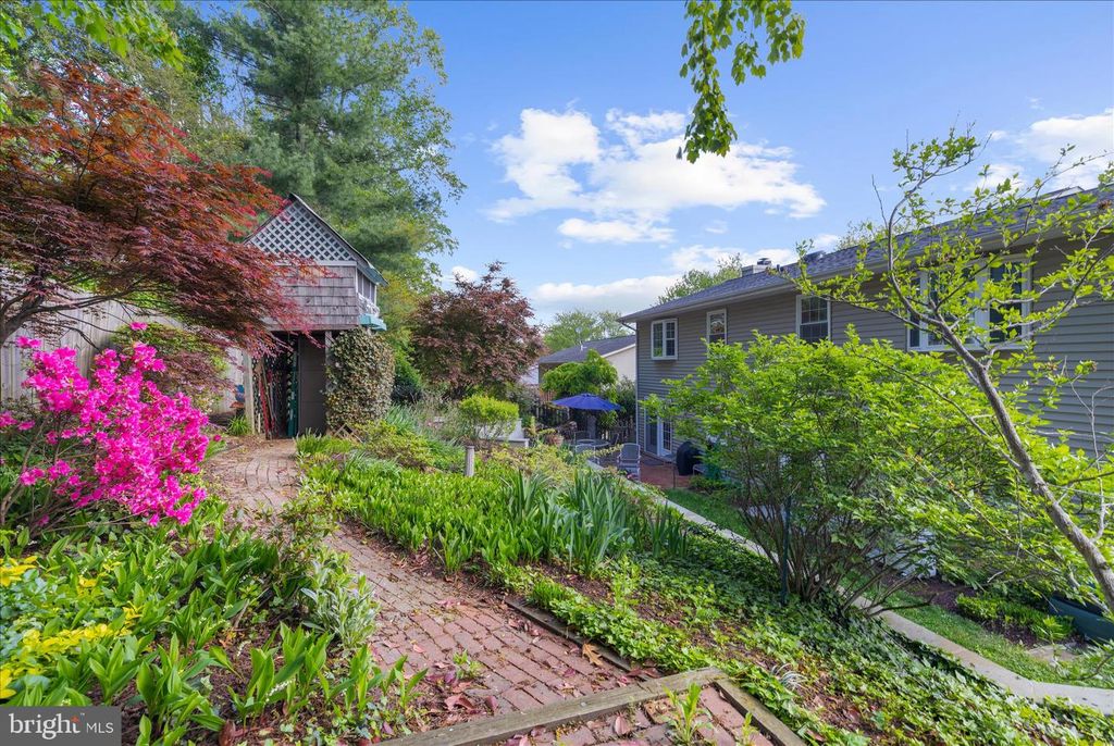 Image 55 of property listing at 1126 NEPTUNE PL, Annapolis, MD 21409