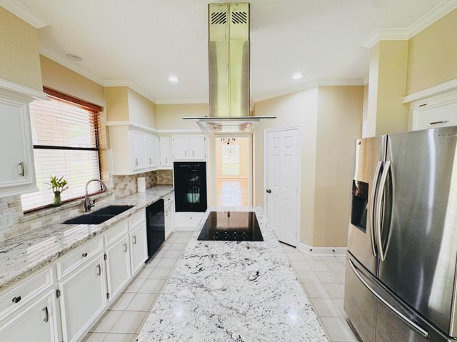 20402 Sunny Shores Dr, Humble, TX 77346