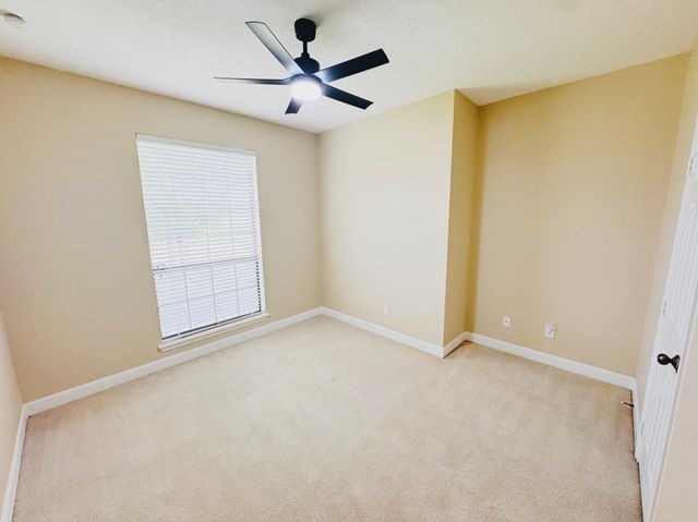 20402 Sunny Shores Dr, Humble, TX 77346