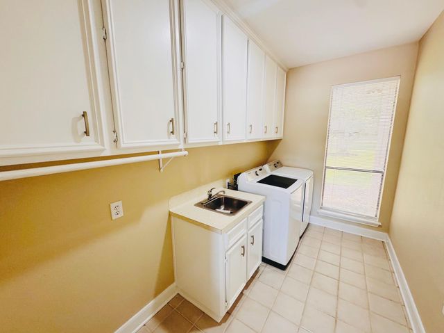 20402 Sunny Shores Dr, Humble, TX 77346