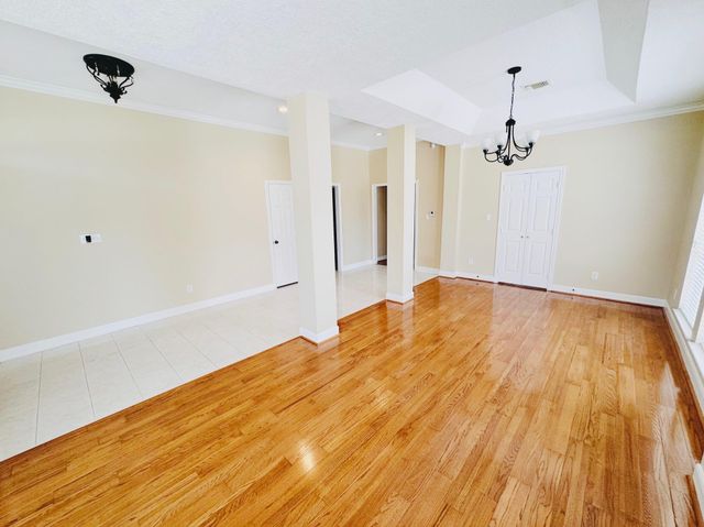 20402 Sunny Shores Dr, Humble, TX 77346