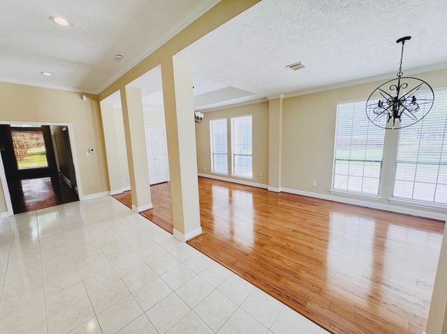 20402 Sunny Shores Dr, Humble, TX 77346