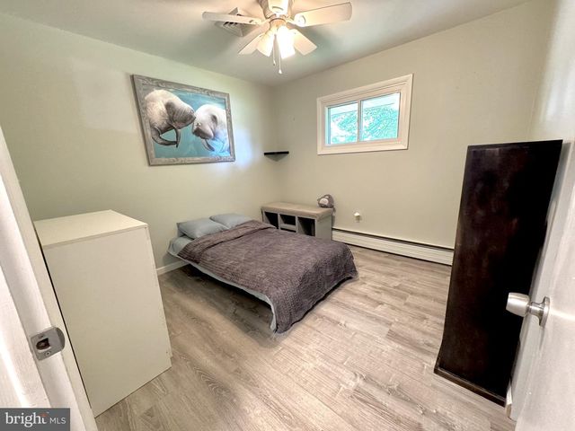 132 YORKSHIRE DR, Mechanicsburg, PA 17055