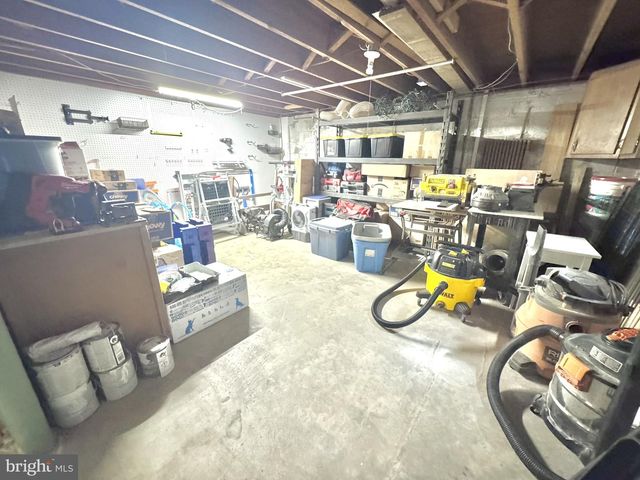 132 YORKSHIRE DR, Mechanicsburg, PA 17055