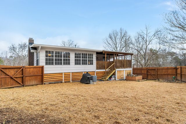 826 Northbrook Drive, Hixson, TN 37343