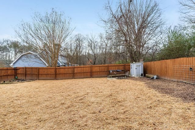 826 Northbrook Drive, Hixson, TN 37343