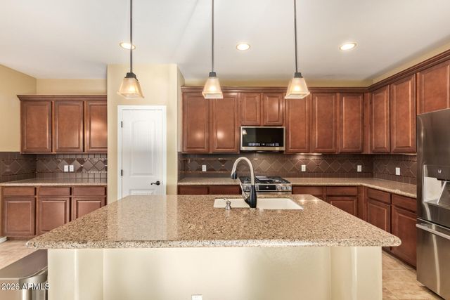 3340 E YELLOWSTONE Place, Chandler, AZ 85249