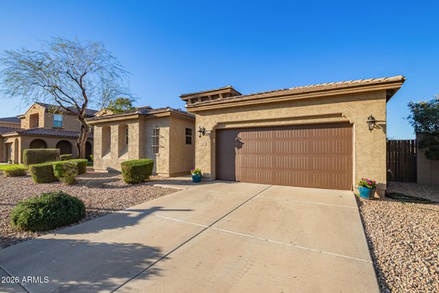 3340 E YELLOWSTONE Place, Chandler, AZ 85249