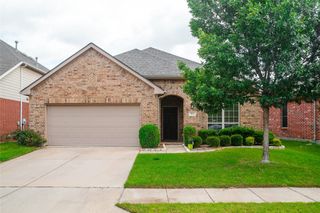 901 Lake Hollow Drive, Little Elm, TX 75068