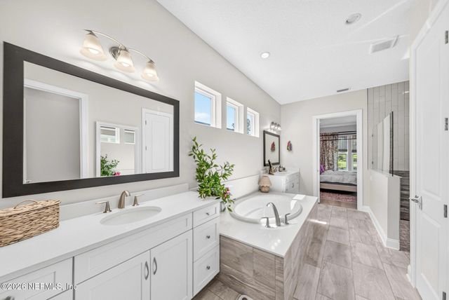 240 PINE HAVEN Drive, St. Johns, FL 32259