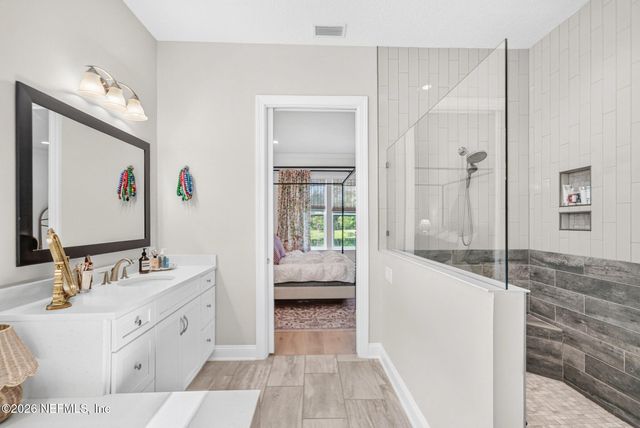 240 PINE HAVEN Drive, St. Johns, FL 32259