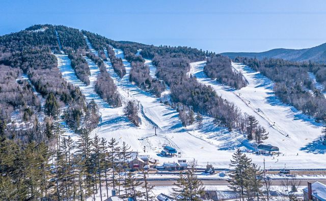 9F River Run Drive, Bartlett, NH 03838