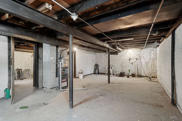 3022 Commercial Avenue, South Chicago Heights, IL 60411