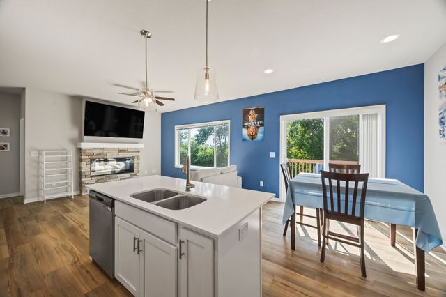1706 Willow Court, Norwalk, IA 50211