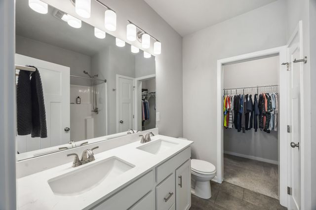 1706 Willow Court, Norwalk, IA 50211