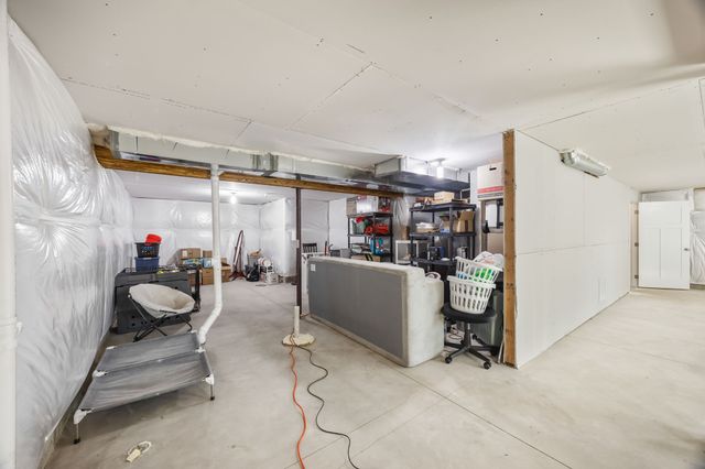 1706 Willow Court, Norwalk, IA 50211