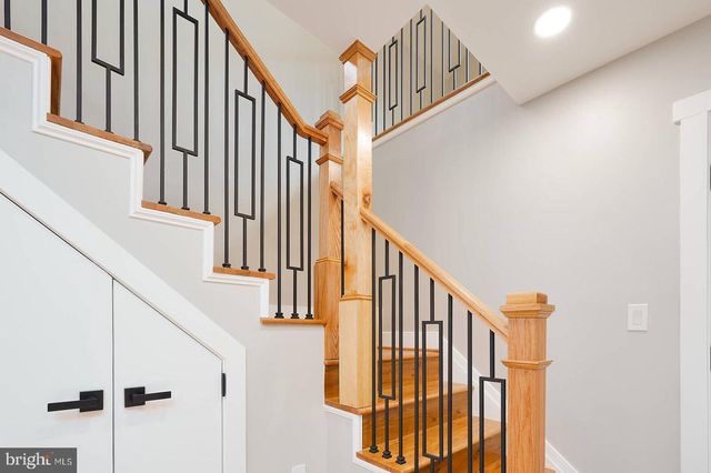 598 INDIAN RUN LN, Strasburg, VA 22657